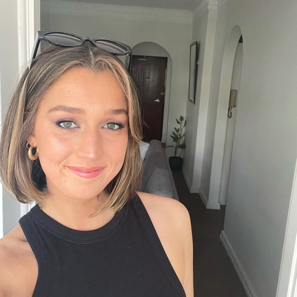 Meet your Posher, Ella - Picture 1 of 1